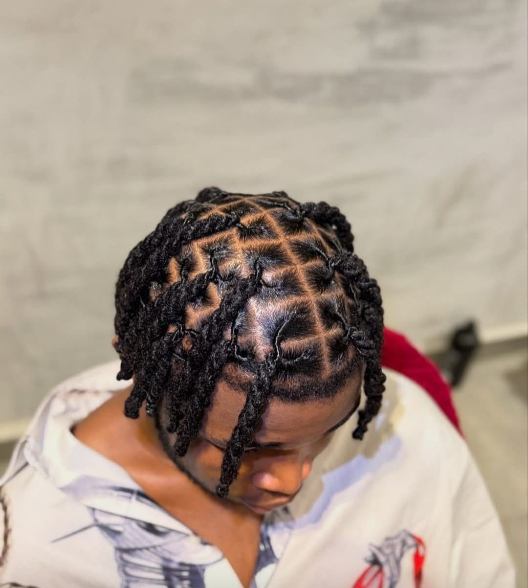 Men's twists with triangle parts